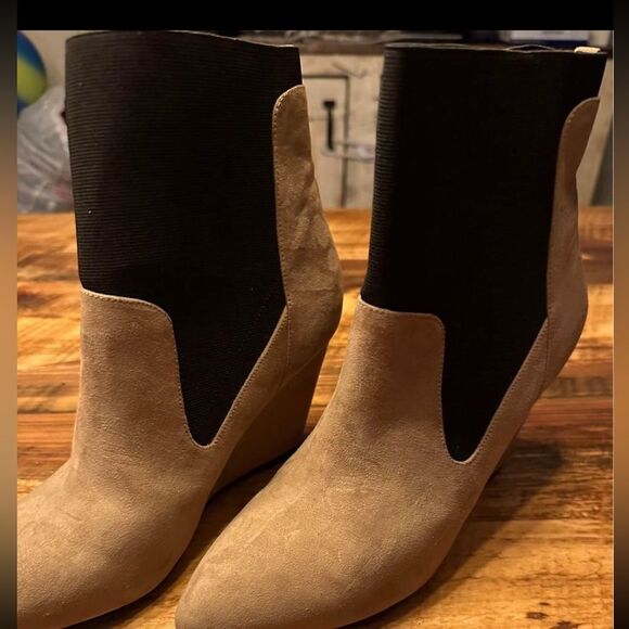 Women’s boots size 9 NWOT Style Charles - Picture 4 of 6